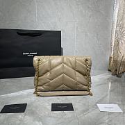 YSL LOULOU PUFFER SMALL BAG IN BLACK LAMBSKIN 577476 SIZE 29 x 17 x 11 CM - 2