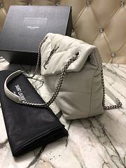 YSL LOULOU PUFFER SMALL BAG IN WHITE LAMBSKIN 577476 SIZE 29 x 17 x 11 CM - 2