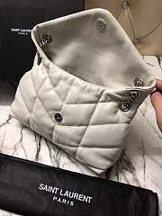 YSL LOULOU PUFFER SMALL BAG IN WHITE LAMBSKIN 577476 SIZE 29 x 17 x 11 CM - 3