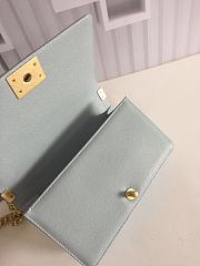 CHANEL BOY BAG WITH TOP HANDLE LIGHT BLUE A67086 SIZE 25 CM - 4