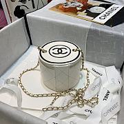 CHANEL SMALL VANITY WITH CHAIN WHITE SIZE 9 CM - 6