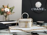CHANEL SMALL VANITY WITH CHAIN WHITE SIZE 12CM - 1