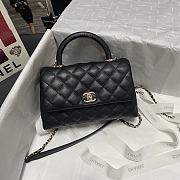 CHANEL FLAP BAG WITH BLACK TOP HANDLE A92990 SIZE 23 CM - 1