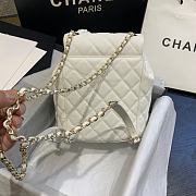 CHANEL BACKPACK WHITE SIZE 21.5CM - 3
