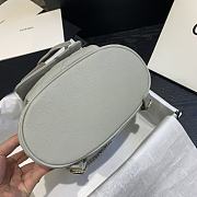 CHANEL BACKPACK GRAY SIZE 21.5CM - 2