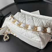 CHANEL SMALL HOBO BAG WHITE AS2479 SIZE 13 x 19 x 7 CM - 6