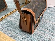 CELINE TEEN TRIOMPHE BAG TAN 188882 SIZE 18.5 x 14 x 6 CM - 2