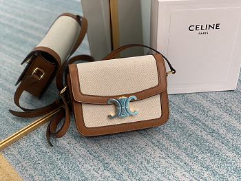 CELINE TEEN TRIOMPHE BAG WHITE & TAN 188882 SIZE 18.5 x 14 x 6 CM