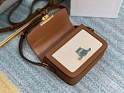 CELINE TEEN TRIOMPHE BAG WHITE & TAN 188882 SIZE 18.5 x 14 x 6 CM - 3