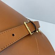 CELINE BUCKET MAILLON TRIOMPHE CARAMEL 193043 SIZE 25 X 29 X 22 CM - 2