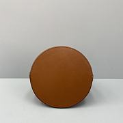 CELINE BUCKET MAILLON TRIOMPHE CARAMEL 193043 SIZE 25 X 29 X 22 CM - 4