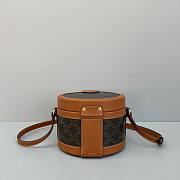 CELINE MEDIUM TAMBOUR BAG TRIOMPHE CANVAS 195192 SIZE 17 X 12 X 17 CM - 5