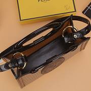 FENDI SMALL BLACK LOGO LEATHER RUNAWAY SHOPPER 8BH353 SIZE 28 CM - 6