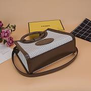 FENDI SMALL BROWN LOGO LEATHER RUNAWAY SHOPPER 8BH353 SIZE 28 CM - 5