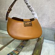 FENDI CROISSANT BROWN LEATHER 8BR790 SIZE 29 x 22 x 3 CM - 5