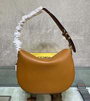 FENDI CROISSANT BROWN LEATHER 8BR790 SIZE 29 x 22 x 3 CM - 6