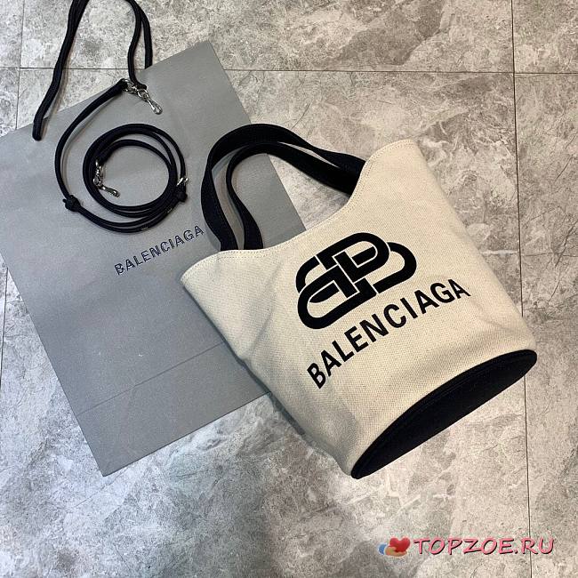BALENCIAGA WAVE MEDIUM TOTE BAG WHITE 599332 SIZE 29 x 28.5 x 23 CM - 1