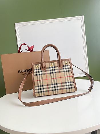 BURBERRY MINI VINTAGE TITLE BAG BEIGE 80252661 SIZE 26 CM