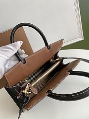 BURBERRY MINI VINTAGE TITLE BAG BLACK 80252661 SIZE 26 CM - 2