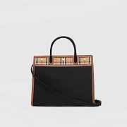BURBERRY SMALL VINTAGE TITLE BAG 80252691 SIZE 32 x 15 x 25 CM - 2