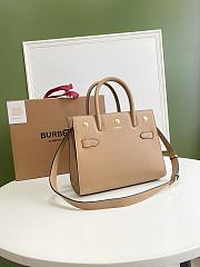 BURBERRY MINI LEATHER TWO-HANDLE TITLE BAG BEIGE 80254721 SIZE 26 CM - 4
