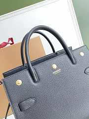 BURBERRY SMALL LEATHER TWO-HANDLE TITLE BAG BLACK 80246871 SIZE 34 CM - 4