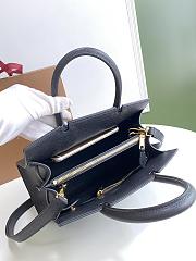 BURBERRY MINI LEATHER TWO-HANDLE TITLE BAG BLACK 80254721 SIZE 26 CM - 2