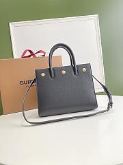 BURBERRY MINI LEATHER TWO-HANDLE TITLE BAG BLACK 80254721 SIZE 26 CM - 3
