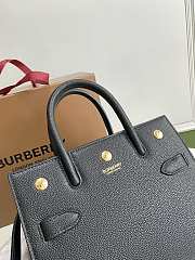 BURBERRY MINI LEATHER TWO-HANDLE TITLE BAG BLACK 80254721 SIZE 26 CM - 4