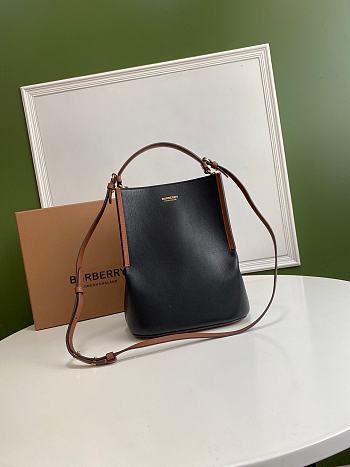 BURBERRY SMALL PEGGY BUCKET BAG BLACK 80268241 SIZE 21 x 16.5 x 25 CM