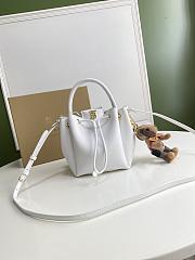 BURBERRY MONOGRAM WHITE BUCKET BAG 80265951 SIZE 16 x 15 x 17.5 CM - 1