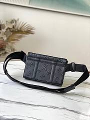 LV TRUNK SLING BAG BLACK M57952 SIZE 20.5 x 14 x 4.5 CM - 3