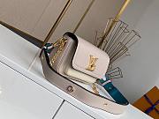 LV LOCKME TENDER M58554 SIZE 19 x 13 x 8 CM - 3