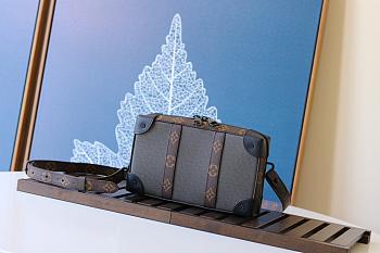 LV SOFT TRUNK WALLET M30697 SIZE 22.5 x 14 x 5 CM 