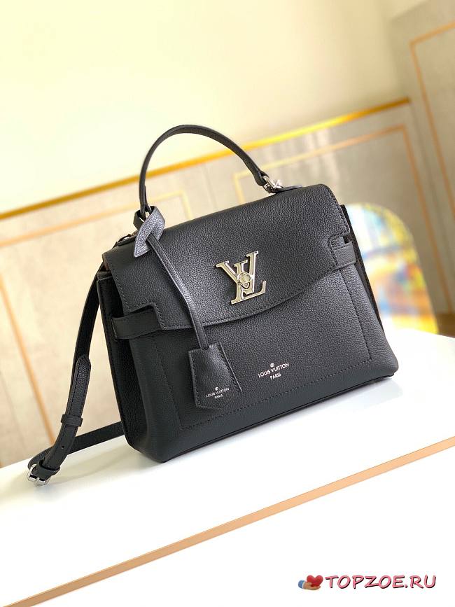 LV LOCKME EVER BB M53937 SIZE 28 x 20 x 11.5 CM - 1