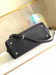 LV LOCKME EVER BB M53937 SIZE 28 x 20 x 11.5 CM - 3