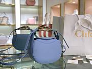 CHLOE KISS SMALL PURSE GENTLE BLUE CHC21A SIZE 20 x 26 x 8 CM - 4
