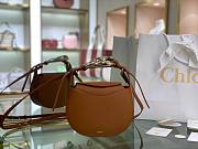 CHLOE KISS SMALL PURSE BROWN CHC21A SIZE 20 x 26 x 8 CM - 1