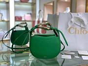 CHLOE KISS SMALL PURSE GREEN CHC21A SIZE 20 x 26 x 8 CM - 1