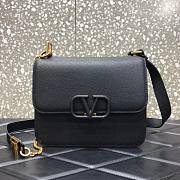 VALENTINO VSLING SHOULDER BAG BLACK SIZE 22 x 11 x 17 CM - 1