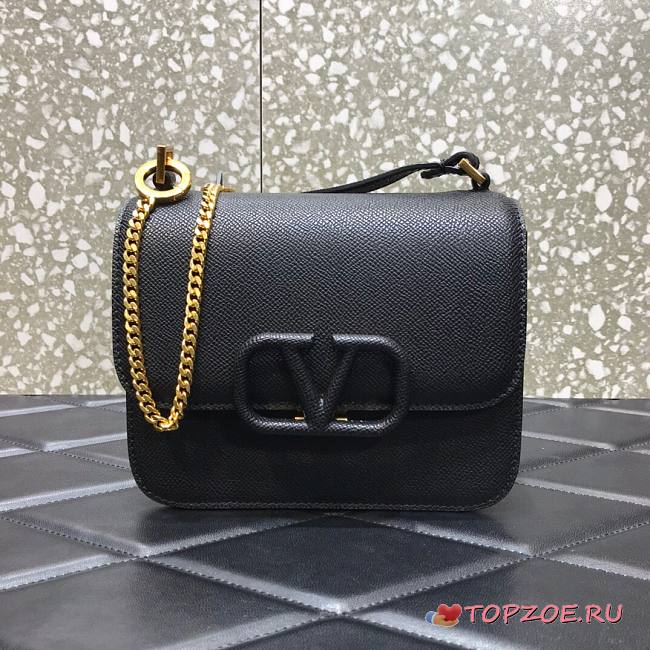 VALENTINO SMALL VSLING SHOULDER BAG BLACK SIZE 18 x 18 x 9 CM - 1