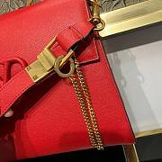 VALENTINO LARGE VSLING HANDBAG RED SIZE 30 x 21 x 14 CM - 2