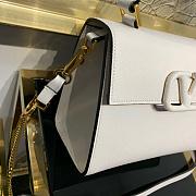 VALENTINO SMALL VSLING HANDBAG WHITE SIZE 22 x 10 x 16 CM - 4