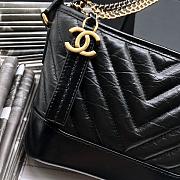 CHANEL GABRIELLE CHEVRON HOBO BAG BLACK 20CM - 3