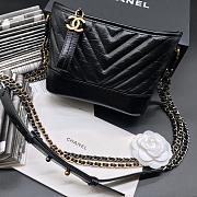CHANEL GABRIELLE CHEVRON HOBO BAG BLACK 20CM - 4