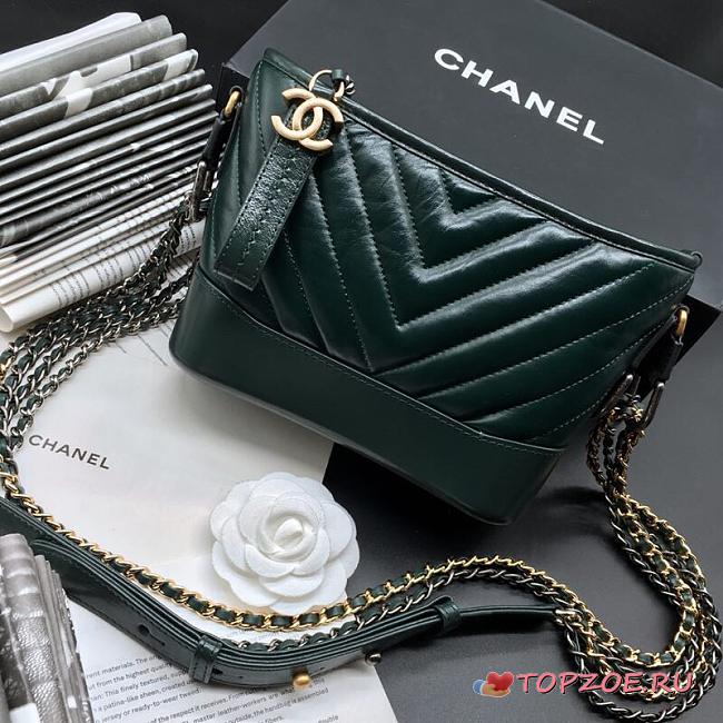 CHANEL GABRIELLE CHEVRON HOBO BAG EMERALD GREEN 20CM - 1