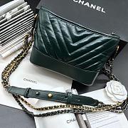 CHANEL GABRIELLE CHEVRON HOBO BAG EMERALD GREEN 20CM - 5