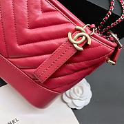CHANEL GABRIELLE CHEVRON HOBO BAG RED 20CM - 5