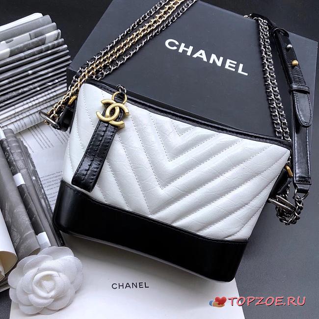 CHANEL GABRIELLE CHEVRON HOBO BAG BLACK/WHITE 20CM - 1