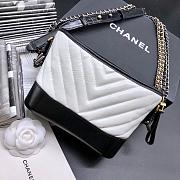 CHANEL GABRIELLE CHEVRON HOBO BAG BLACK/WHITE 20CM - 5
